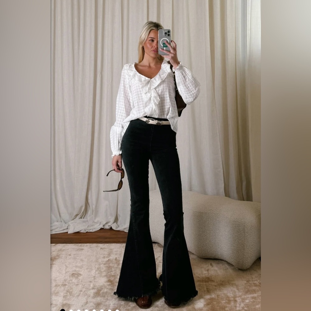 Show Me Your MuMu “Berkeley Bells” High Rise Flare Jeans